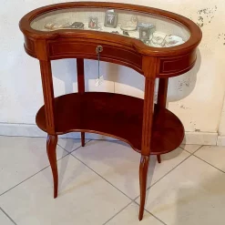 Outlet Prezzi ribassati per il tavolino classico Bacheca in mogano di Tavolini