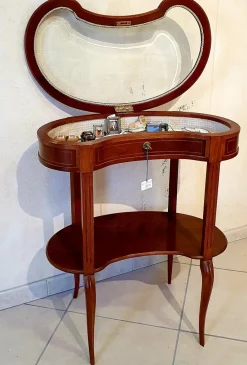 Outlet Prezzi ribassati per il tavolino classico Bacheca in mogano di Tavolini