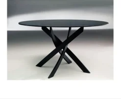 Discount Progettista interni: Tavolo Barone in vetro ellittico, offerta outlet. Tavoli