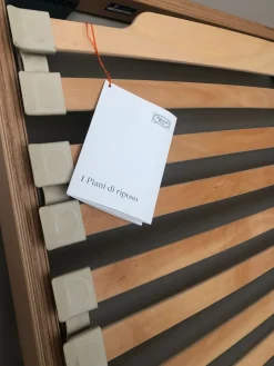 Rete letto a prezzi convenienti modello Vespero di^Poltrona Frau Clearance