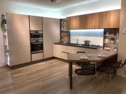 Veneta Cucine Richiedi il prezzo: cucina altri colori moderna Start time presa di in offerta- Cucine Ad Angolo|Cucine Moderne