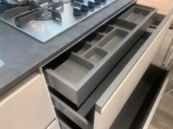 Veneta Cucine Richiedi il prezzo: cucina altri colori moderna Start time presa di in offerta- Cucine Ad Angolo|Cucine Moderne