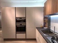 Veneta Cucine Richiedi il prezzo: cucina altri colori moderna Start time presa di in offerta- Cucine Ad Angolo|Cucine Moderne