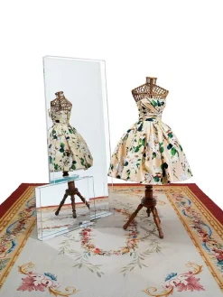 Kartell Richiedi il prezzo dello specchio modello Only me di- Specchiere