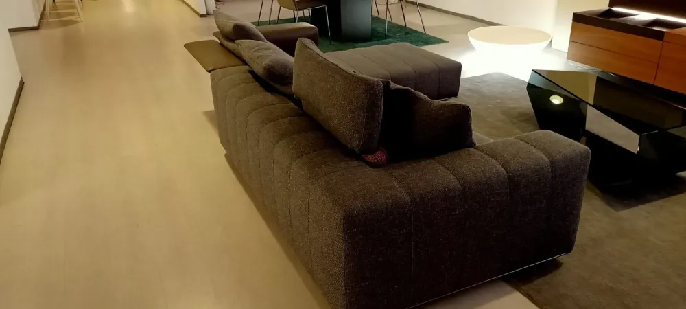 Richiedi ora il prezzo del Divano con penisola Freeman in foto^Minotti Discount