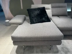 Richiedi ora il prezzo del divano Con penisola Toby wing nella fotografia Divani