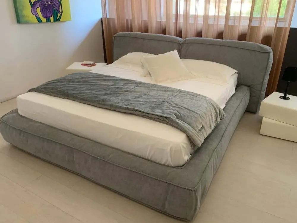 Bonaldo Richiedi ora il prezzo del letto Fluff nella fotografia- Letti