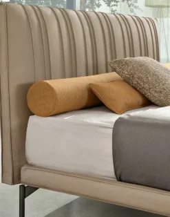Clearance Richiedi ora il prezzo riservato per il letto Poseidone! Design moderno, comfort assicurato. Letti