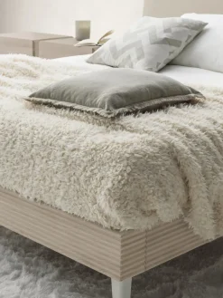 Richiedi ora il prezzo riservato di questo letto Letto chloè di^Devina Nais Online