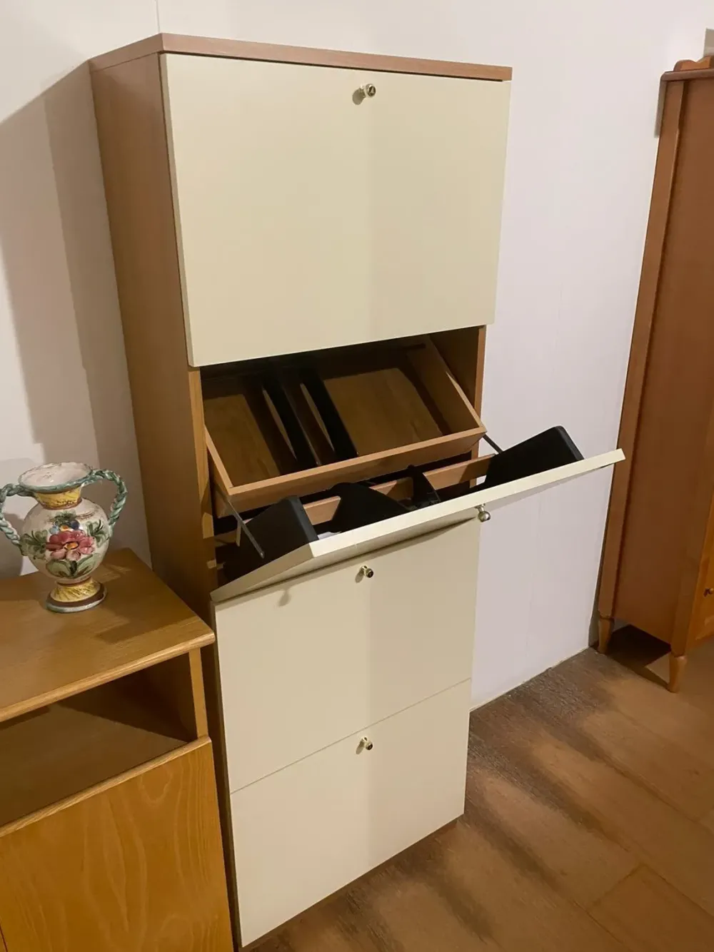 Scarpiera modello Elite di in melaminico a prezzo Outlet Scarpiere