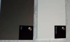 Sconto 40% su armadio Vision Icon. Ante scorrevoli in vetro bianco lucido. Offerta Outlet .^S75 Best