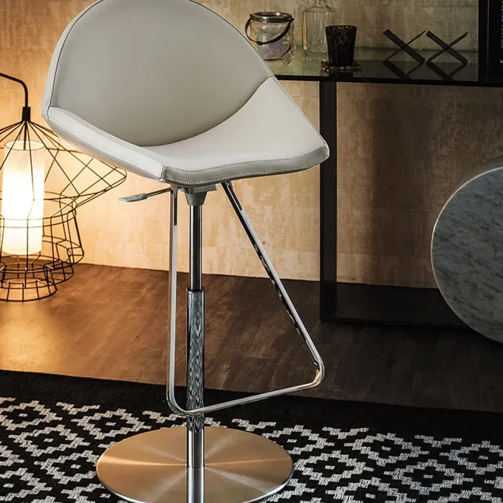 Cattelan Italia Sconto su Sgabello Kiss . Acquista ora!- Sgabelli