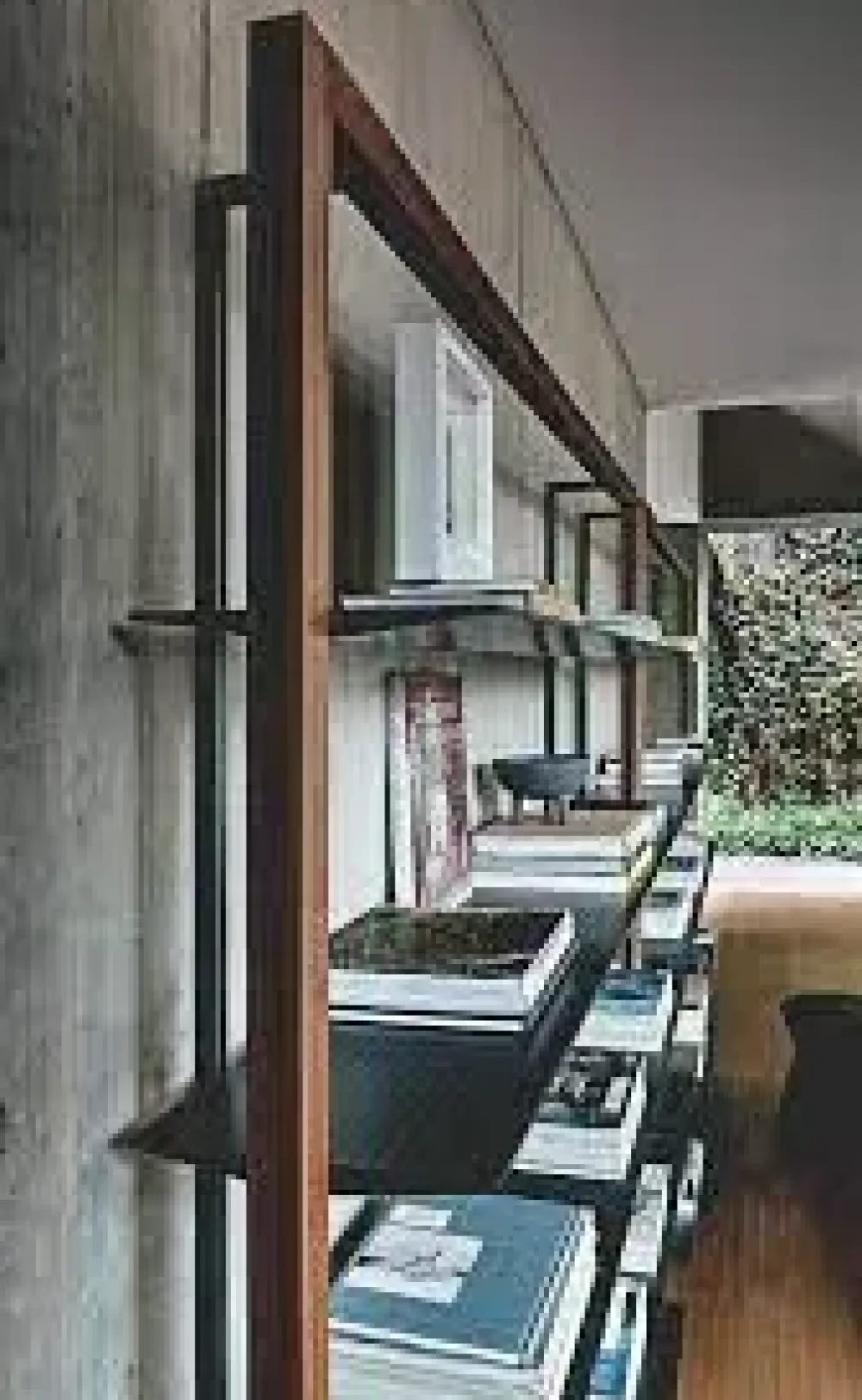 Bonaldo Scopri Alix di : libreria in metallo scontata -30%. Non perdere l'occasione!- Librerie