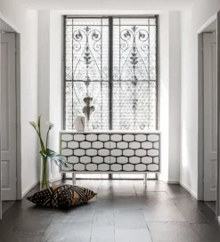 Scopri il mobile soggiorno modello Honey di a prezzo Outlet! Una scelta di stile per l'architetto moderno.^Tonin Casa New