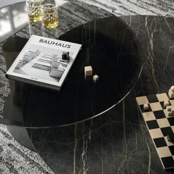 Online Scopri il Tavolino Arena Keramik Bond di a prezzo scontato! Tavolini