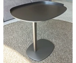 Scopri il tavolino Victoria di a prezzo scontato!^Flou Outlet