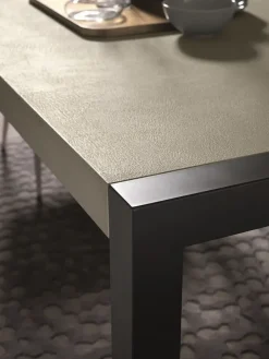 Altacom Scopri il Tavolo Argon di : richiedi il prezzo riservato!- Tavoli