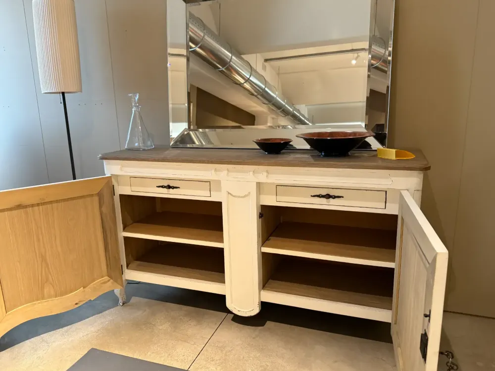 Scopri la consolle Credenza in offerta^Dialma Brown Clearance