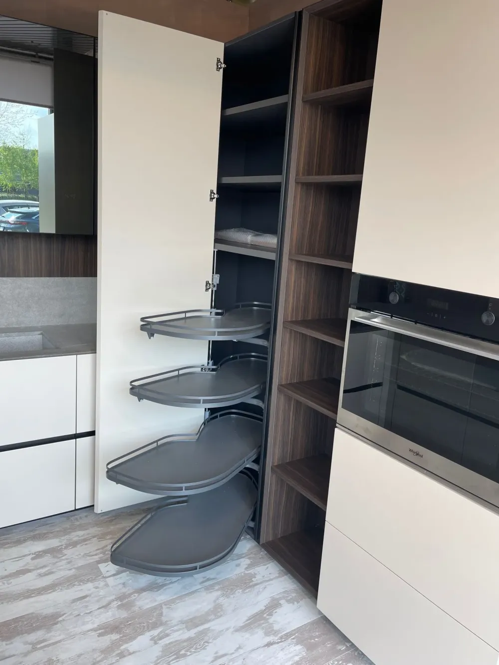 Scopri la cucina Atelier moderna in altri colori con penisola Aster scontata del 60%!^Aster cucine Best