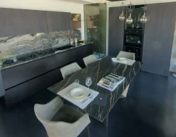 Hot Scopri la cucina Bluna ad angolo a 11500€! Design unico. Cucine Ad Angolo|Cucine Design