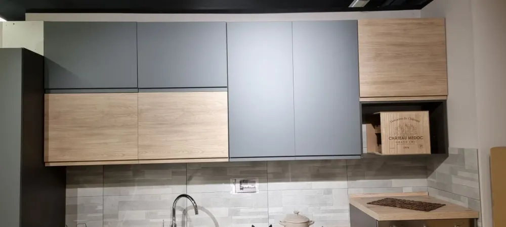 Net Cucine Scopri la cucina moderna rovere chiaro Net a 3400€! New Kelly lineare, un'occasione!- Cucine Lineari|Cucine Moderne