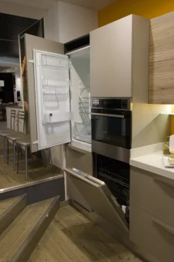 Scavolini Scopri la cucina Mood con sconto del 54%! Un'ottima scelta per l'architetto.- Cucine Con Penisola|Cucine Moderne