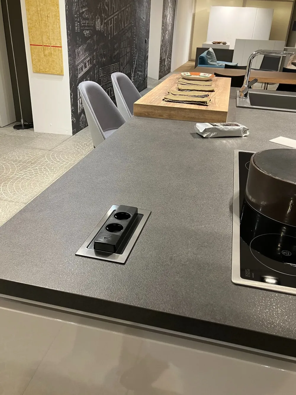 Nobilia Scopri la CUCINA ad isola Grigio Seta SCONTATA del 59% sull'eCommerce!- Cucine Ad Isola|Cucine Design
