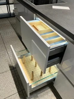 Nobilia Scopri la CUCINA ad isola Grigio Seta SCONTATA del 59% sull'eCommerce!- Cucine Ad Isola|Cucine Design