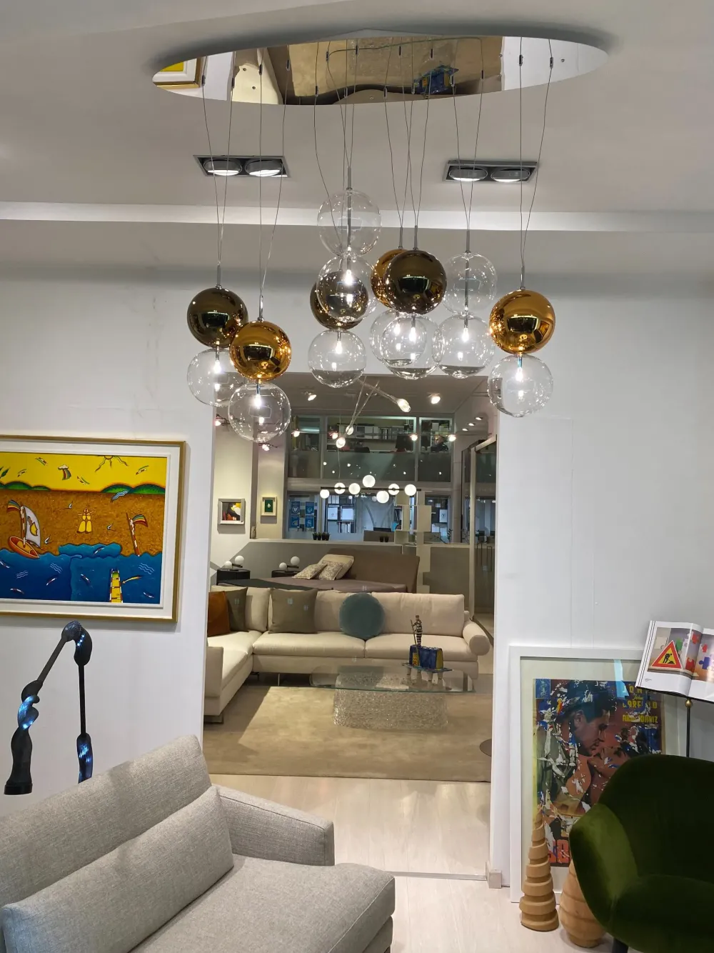 Outlet Scopri la Lampada Apollo di a prezzi outlet! Plafoniere Da Soffitto