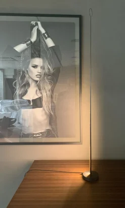 Discount Scopri la Lampada da Tavolo Anima di ! Design unico con forte sconto. Non perdere l'occasione! Lampade Da Tavolo