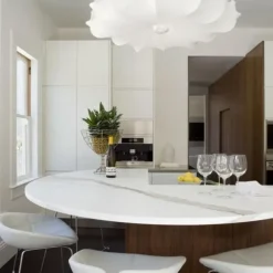 Outlet Scopri la Lampada Zeppelin 1 a prezzo scontato. Una sospensione unica ed elegante per illuminare la tua casa. Lampade A Sospensione