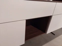 Online Scopri la Madia Day di : design unico, prezzo scontato! Madie