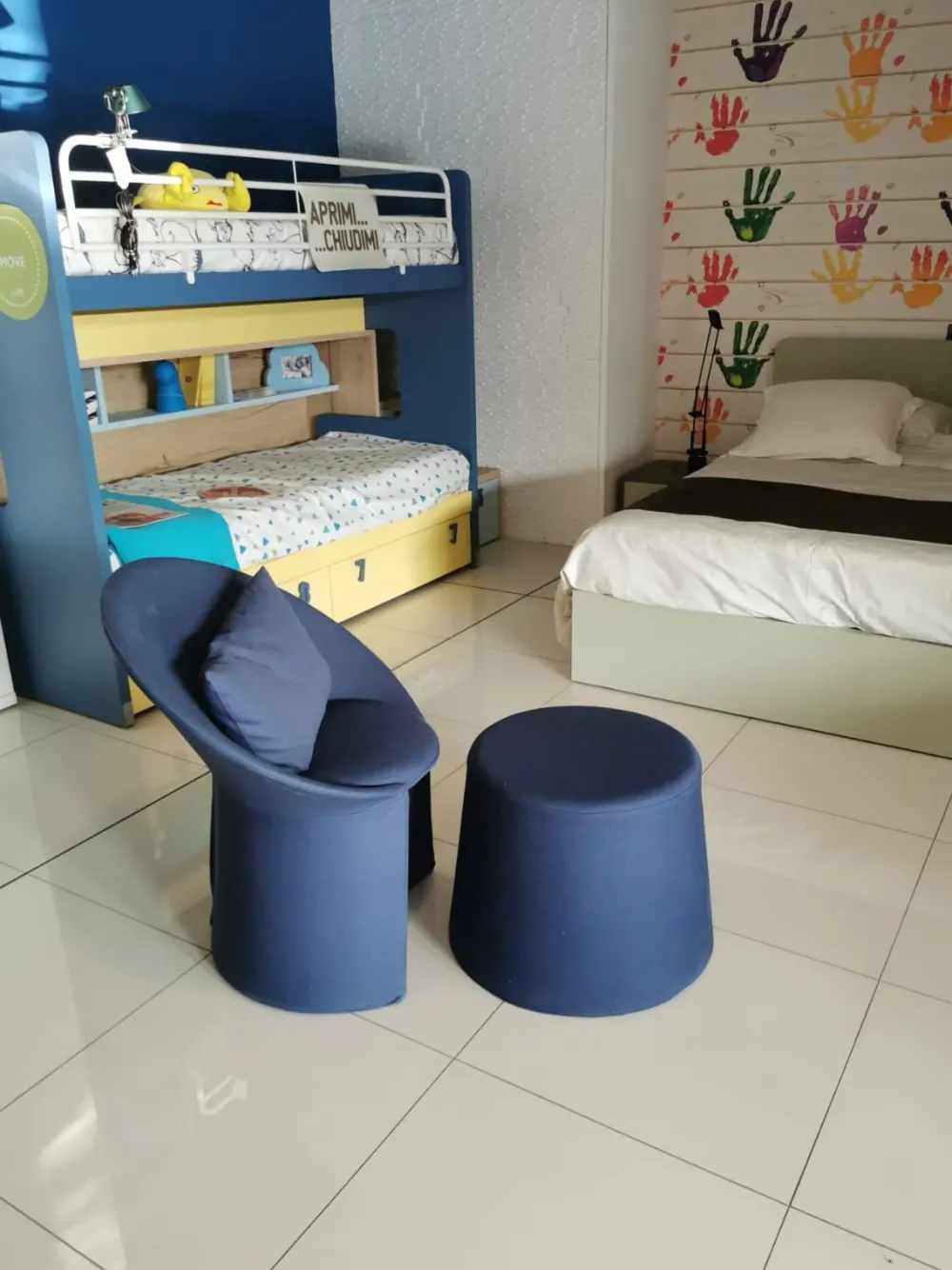 Scopri la poltrona modello Remy , un design unico a prezzi vantaggiosi!^Flou