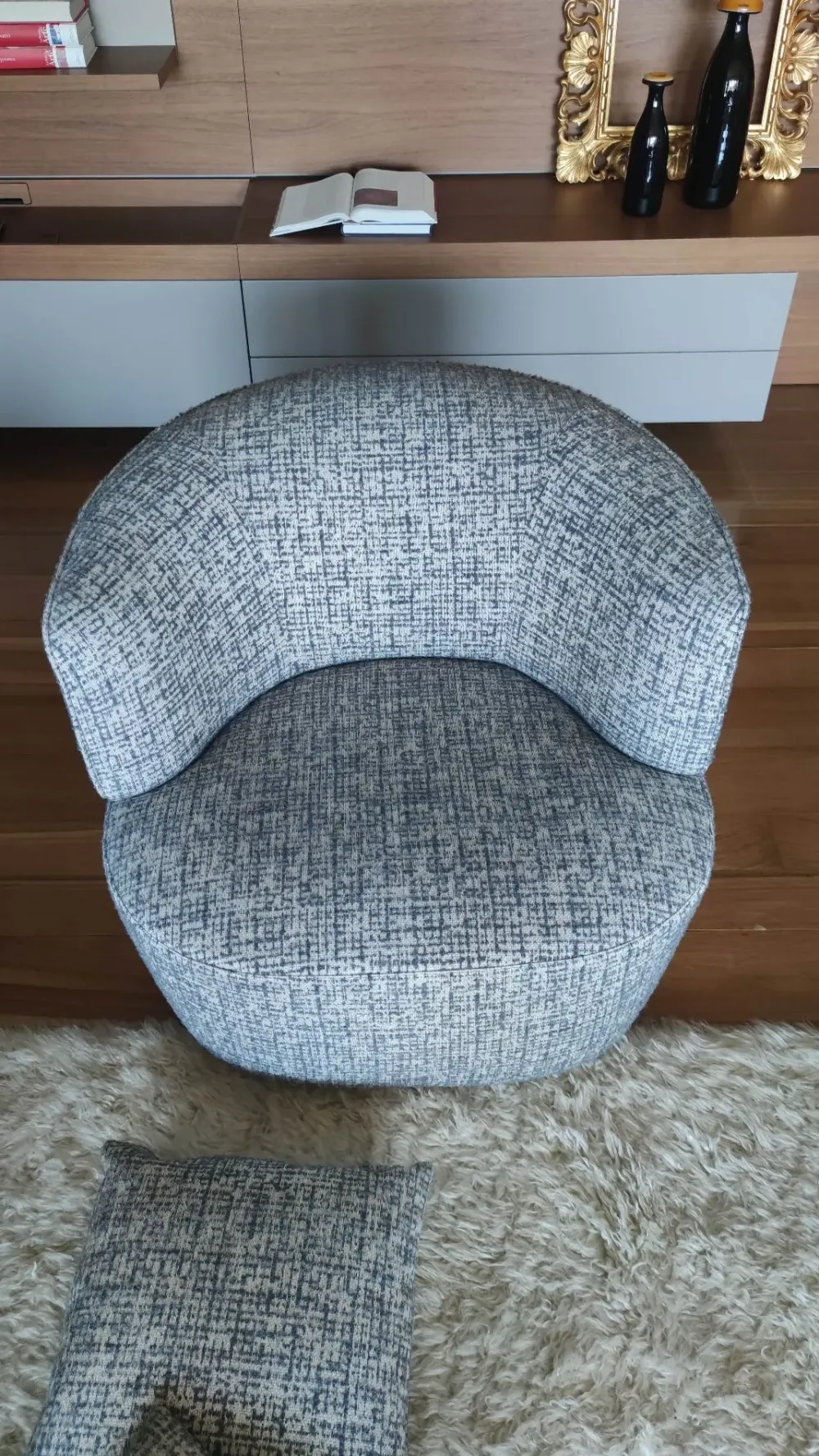 Scopri la Poltroncina Elain firmata ., scontata! Un'opportunità imperdibile.^Molteni & C Sale