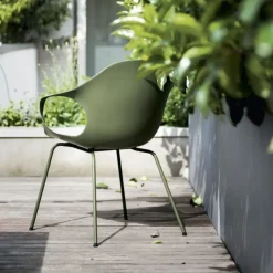 Scopri la sedia Elephant di , ora con uno sconto del 30%.^Kristalia