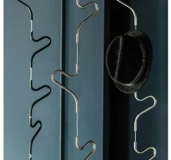 Discount Scopri l'appendiabiti Air di a prezzi outlet! Appendiabiti