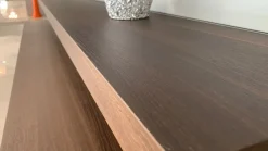 Sale Scopri l'Offerta Outlet del Soggiorno Lampo di , in laccato opaco. Un'idea di stile per l'architetto. Soggiorni Completi