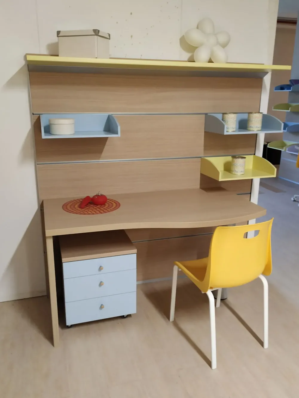 ZG Mobili Scrittoio con boiserie per arredare la tua cameretta a prezzi outlet.- Camerette