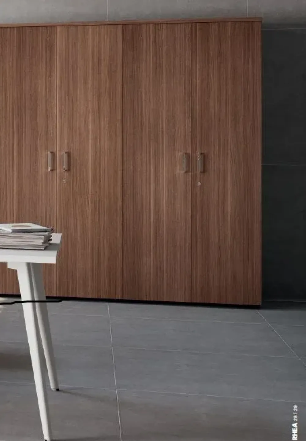 Flycom Scrivania direzionale in legno Ufficio completo a marchio a prezzi outlet- Arredo Ufficio