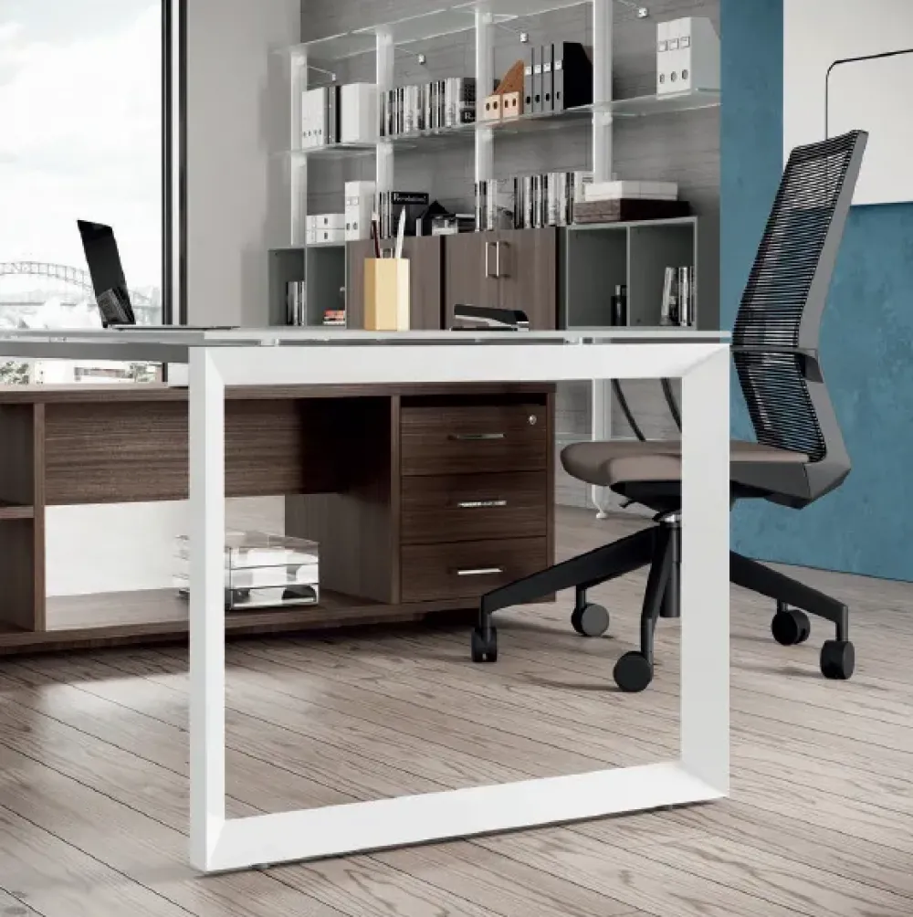 Sale Scrivania direzionale in vetro Postazione ufficio completa stratos plus a prezzi convenienti Arredo Ufficio