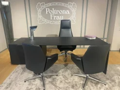 Poltrona Frau Scrivania operativa C.e.o. cube desk di : richiedi il prezzo riservato- Arredo Ufficio