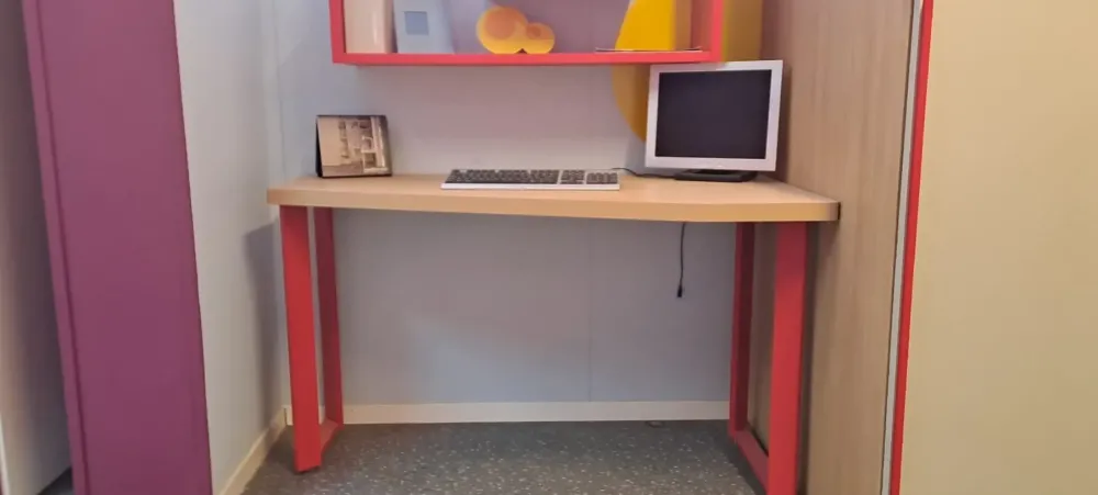 New Scrivania operativa Sr35 in altro a prezzo scontato Arredo Ufficio