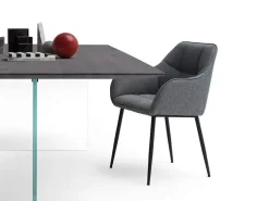 Sedia con braccioli modello Jemes a prezzo riservato^Devina Nais Best