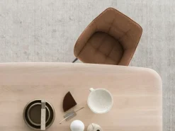 Sedia con braccioli modello Jemes a prezzo riservato^Devina Nais Best