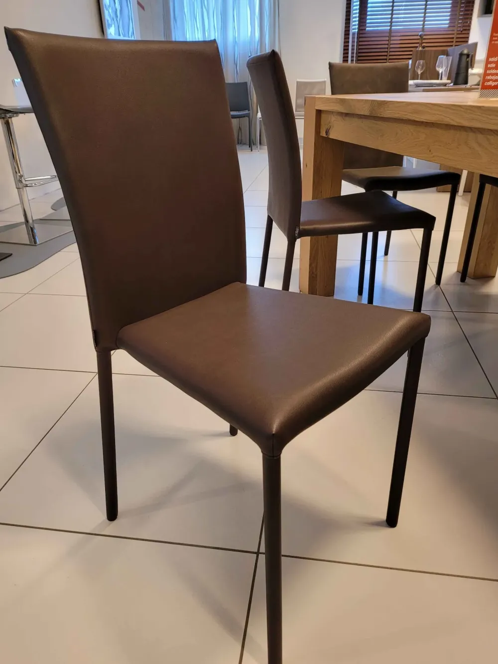 Outlet Sedia con schienale medio Premiere di a prezzo Outlet Sedie