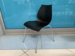 Kartell Sedia da cucina realizzata in plastica Maui di- Sedie