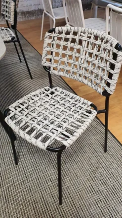 Sedia da giardino Yo! a marchio con forte sconto^Connubia