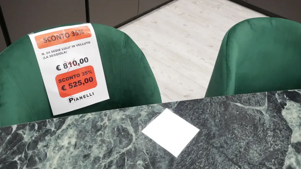 Sedia da soggiorno Lulu di SCONTATA 36%^La Seggiola Sale