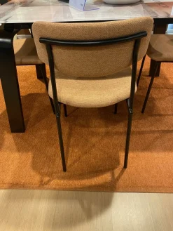 Outlet Sedia da soggiorno Osaka a prezzo scontato Sedie