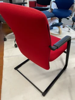 Dexo Sedia direzionale Kommis rosso in altro a prezzo Outlet- Arredo Ufficio